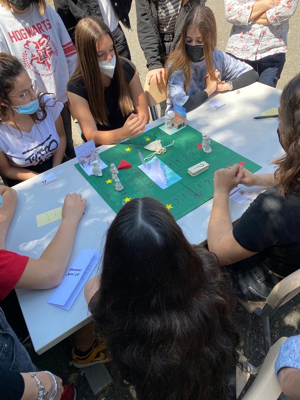 alunni giocano a promessi sposi 2.0